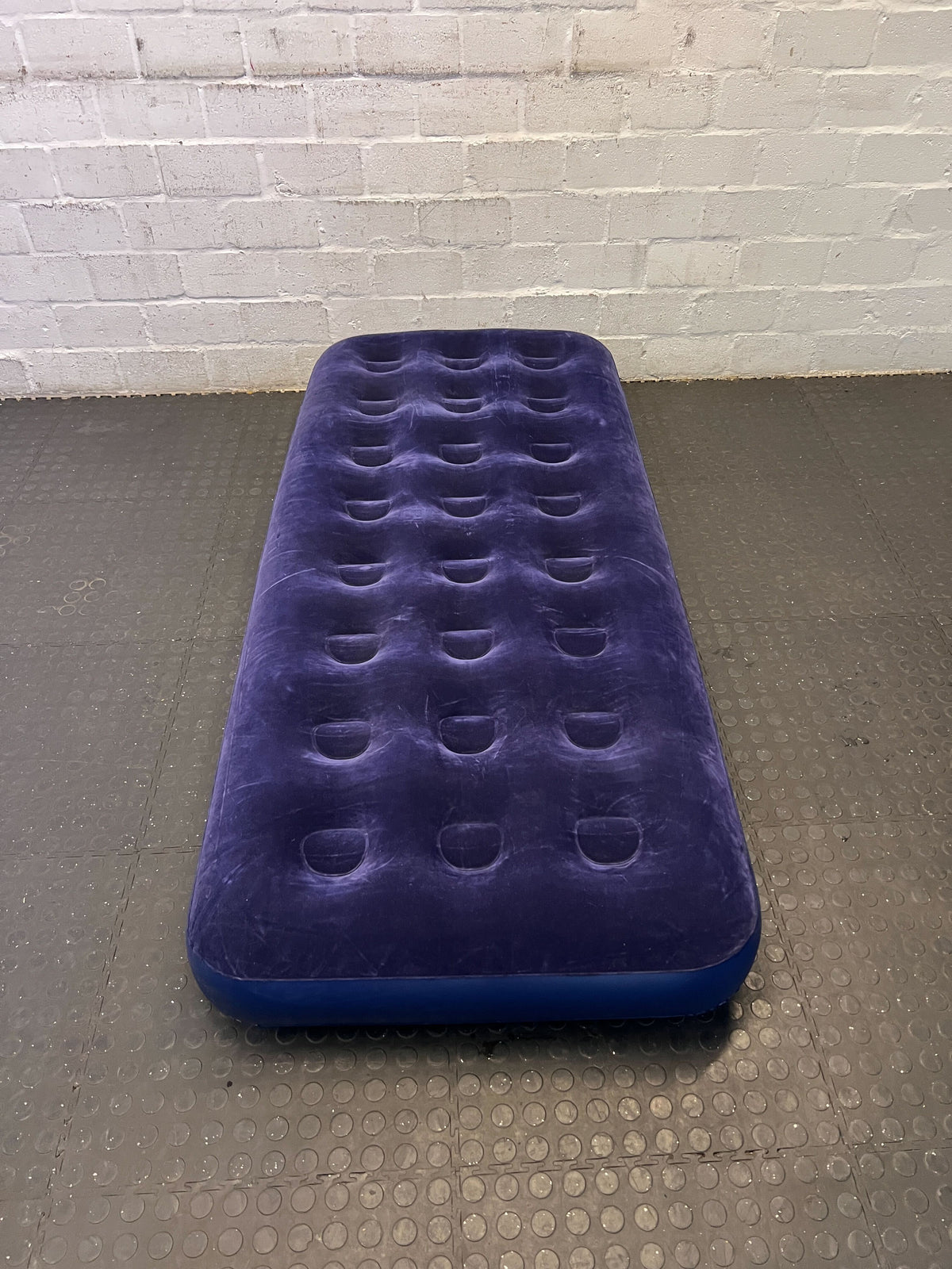 Cozy Purple Inflatable Air Mattress with Minor Wear