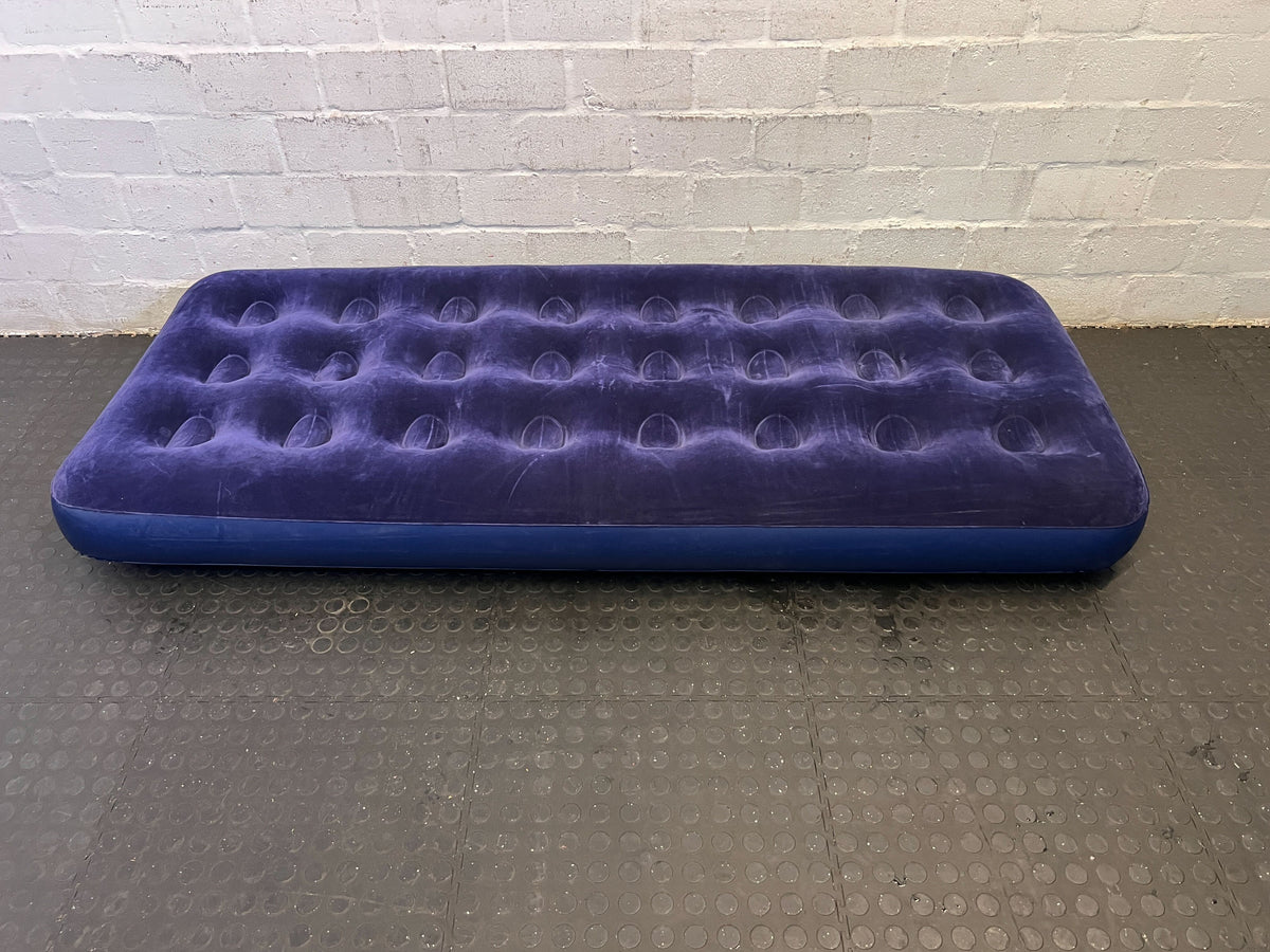 Cozy Purple Inflatable Air Mattress with Minor Wear