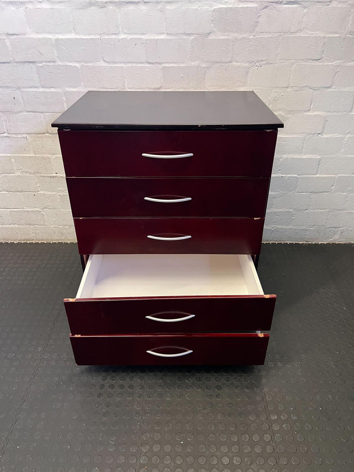Sleek Burgundy 5-Drawer Dresser with Black Top