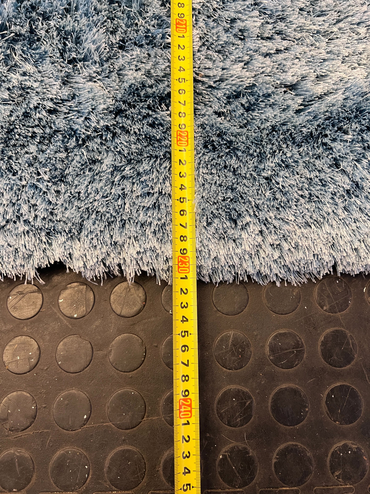 Cozy Blue Shag Area Rug – Soft & Stylish Home Décor