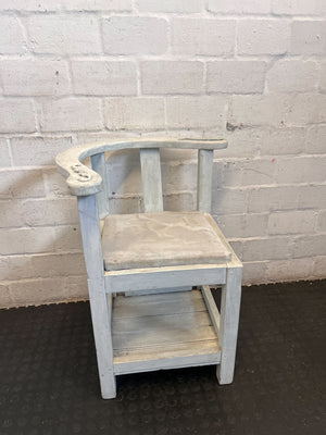 Rustic Shabby Chic Wooden Accent Chair with Shelf