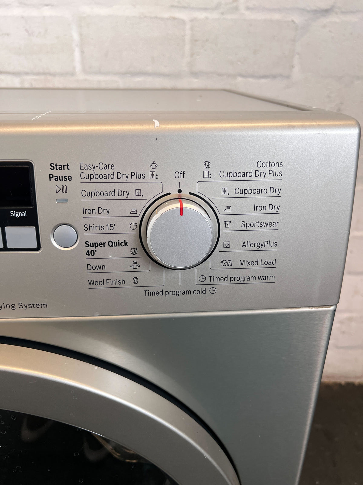Bosch Serie 4 8kg SensitiveDrying Tumble Dryer - Pre-Loved & Efficient - REDUCED