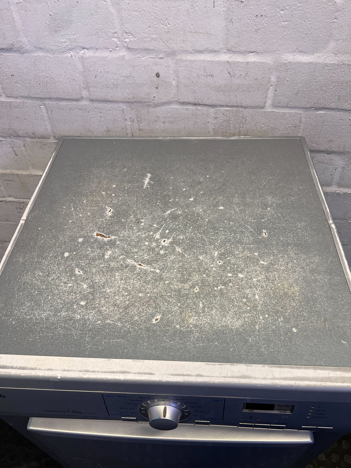 LG ClothesCare 7.5kg Tumble Dryer - Starts Immediately upon plugging In and stops only when Unplugged - REDUCED