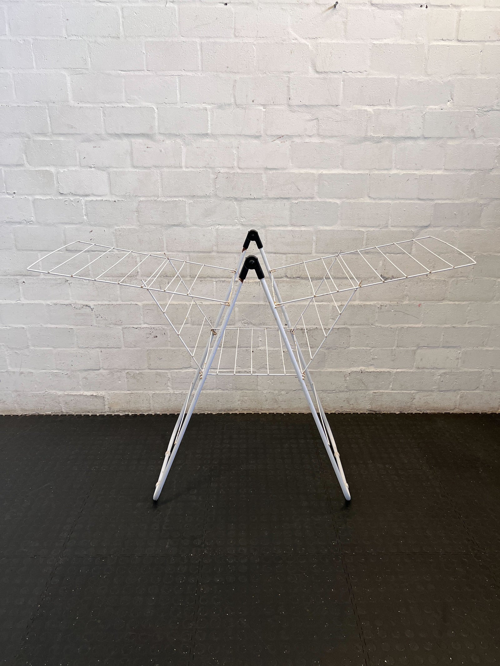 Space-Saving White Collapsible Laundry Drying Rack