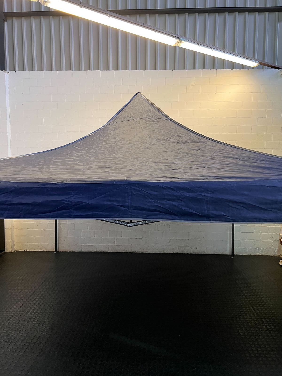 High-Quality Blue Canopy Tent - Sturdy & Spacious for Events