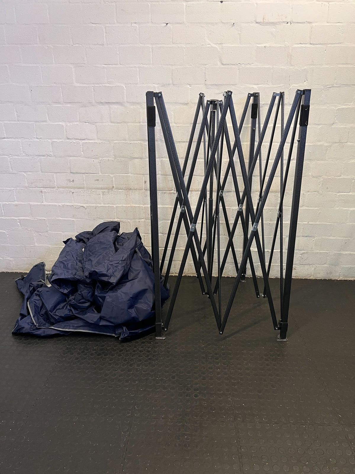 High-Quality Blue Canopy Tent - Sturdy & Spacious for Events