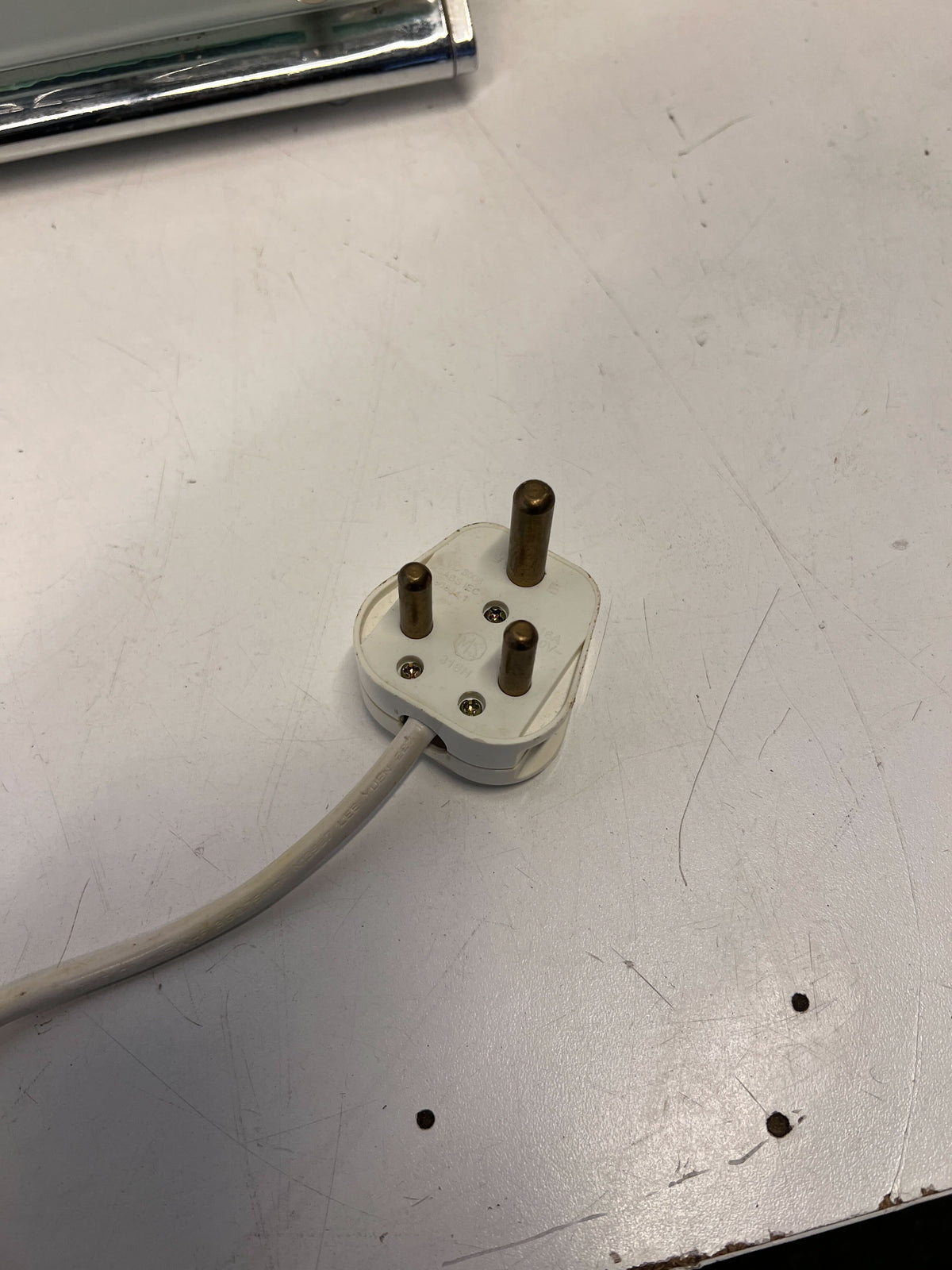 Stylish Silver Glass Electric Toaster with Minor Scratches