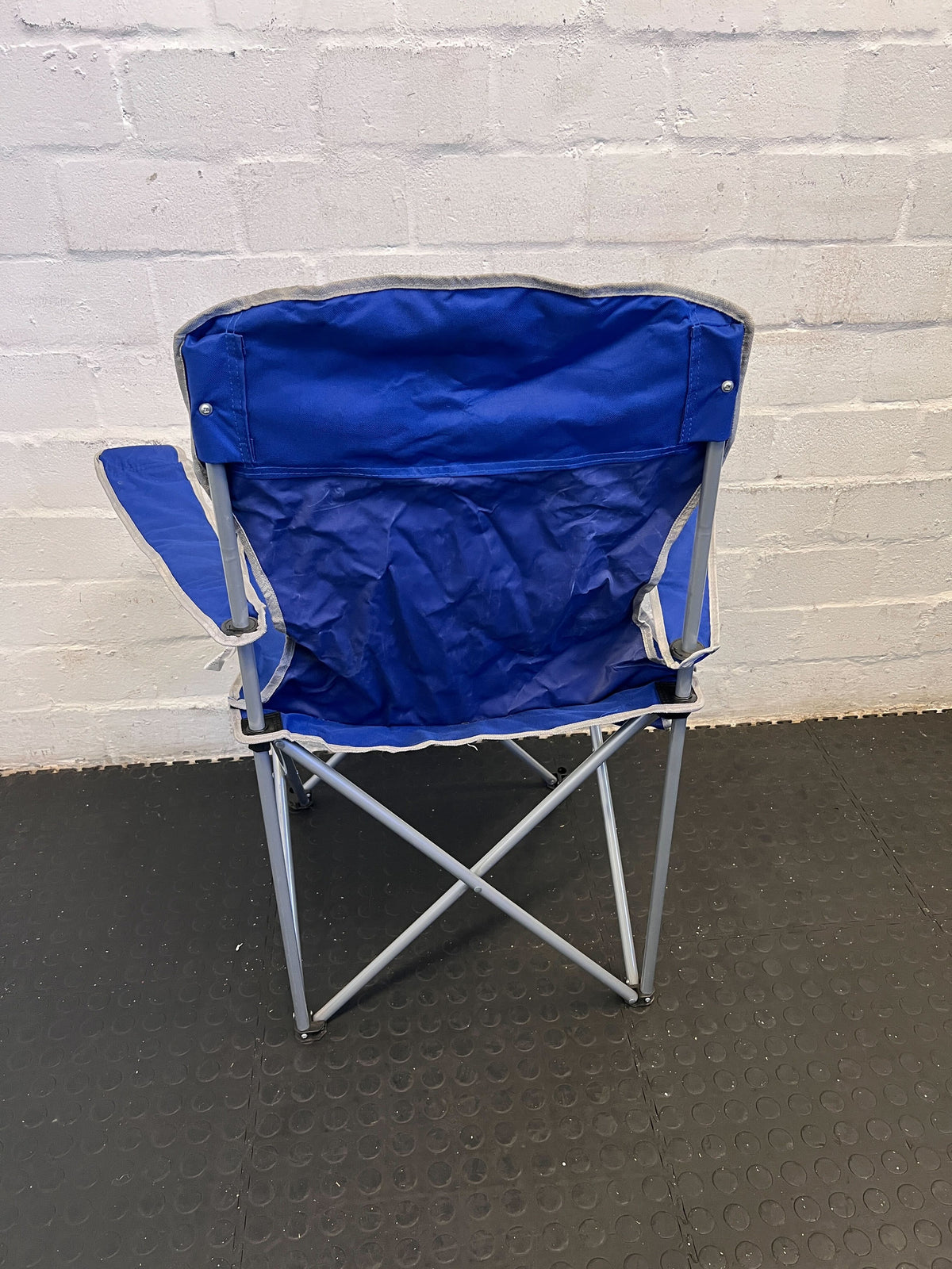 Comfortable Campmaster Folding Chair - Blue with Minor Wear