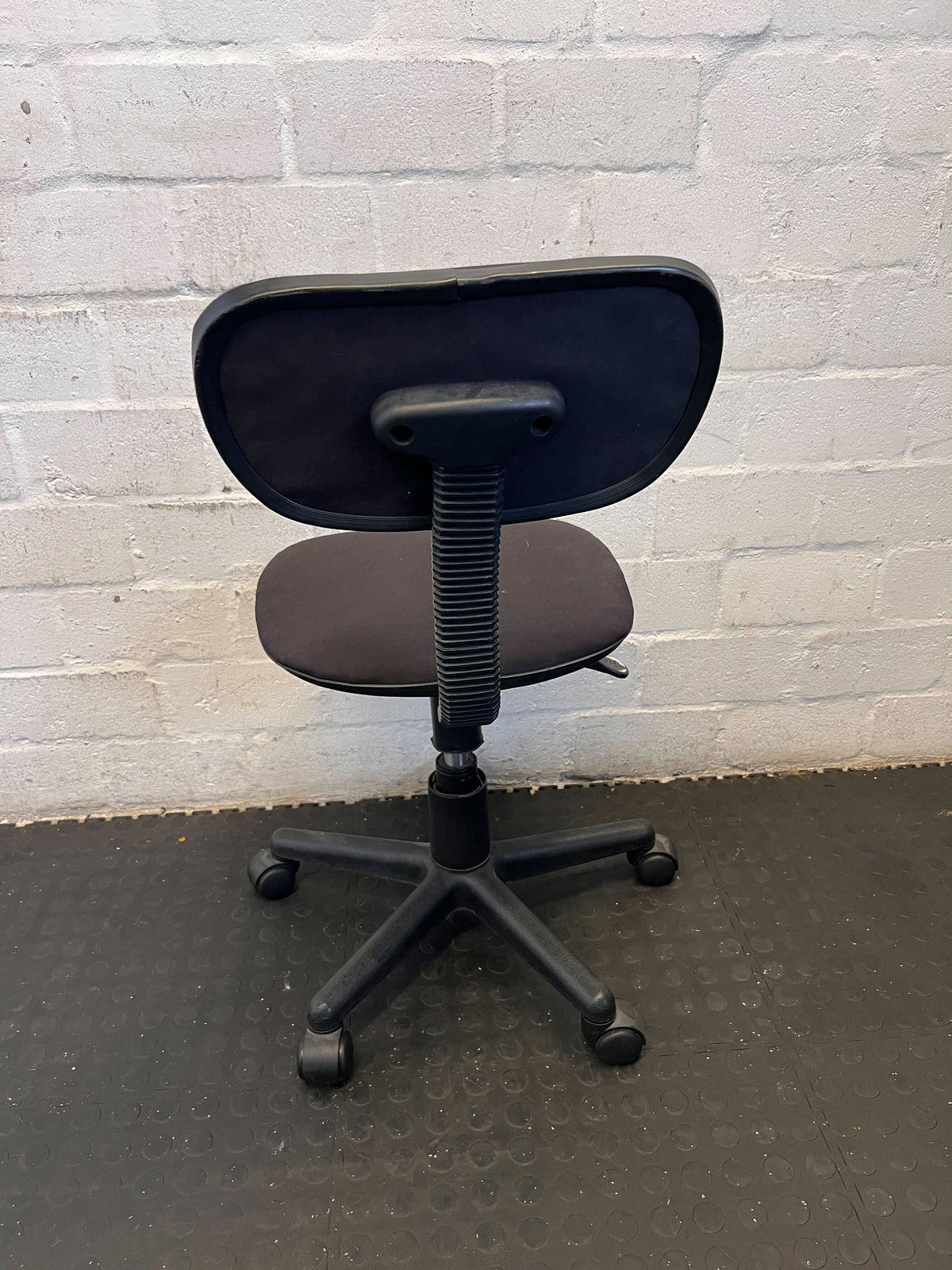 Compact Black Adjustable Swivel Office Chair