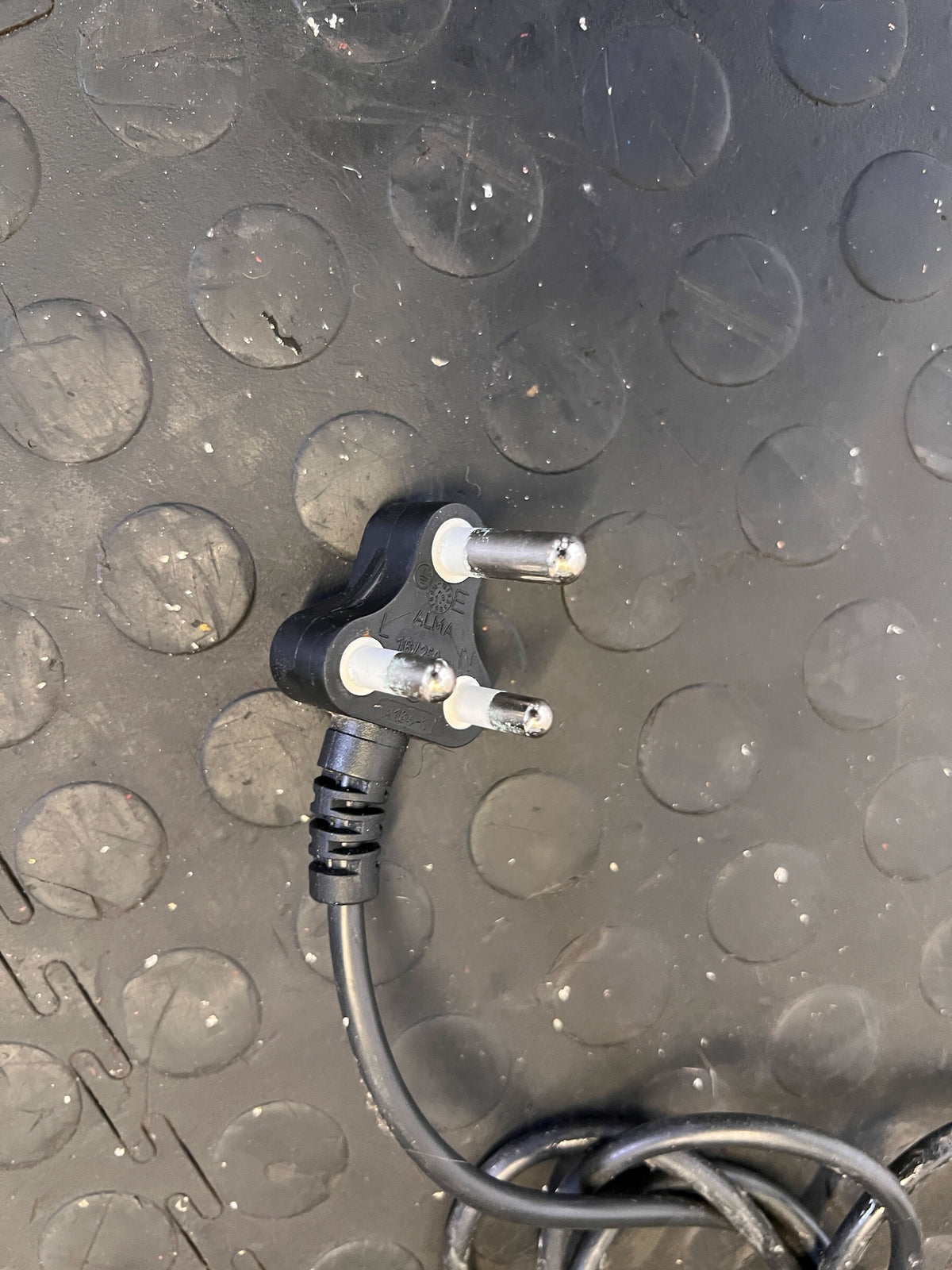 Defy Grey Top Freezer Refrigerator