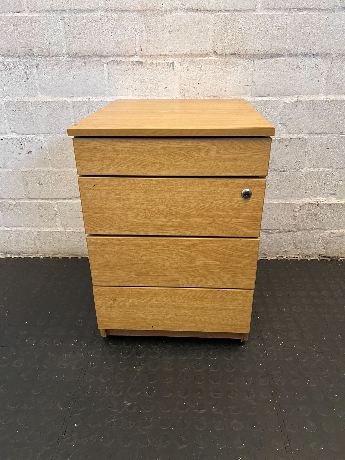 Light Wood Effect 4-Drawer Filing Cabinet with Lock - 2ndhandwarehouse.com