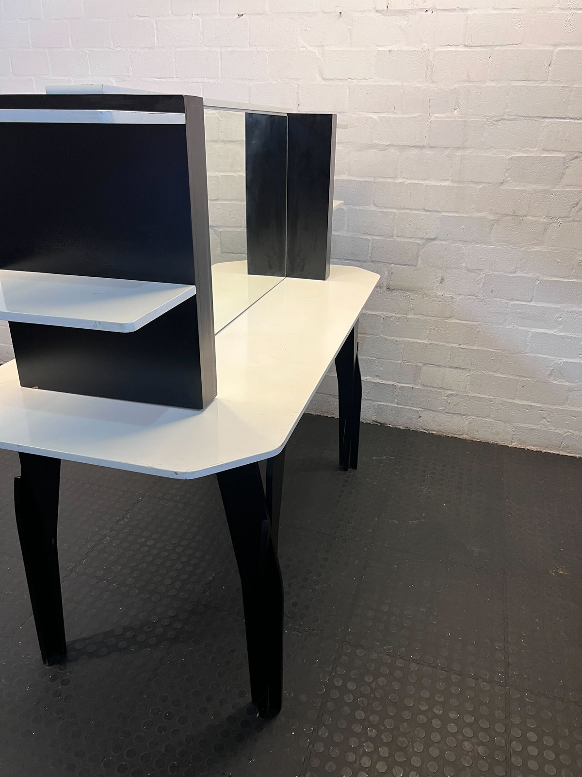 Stylish Black and White Console Table with Mirror – Great Condition! - REDUCED