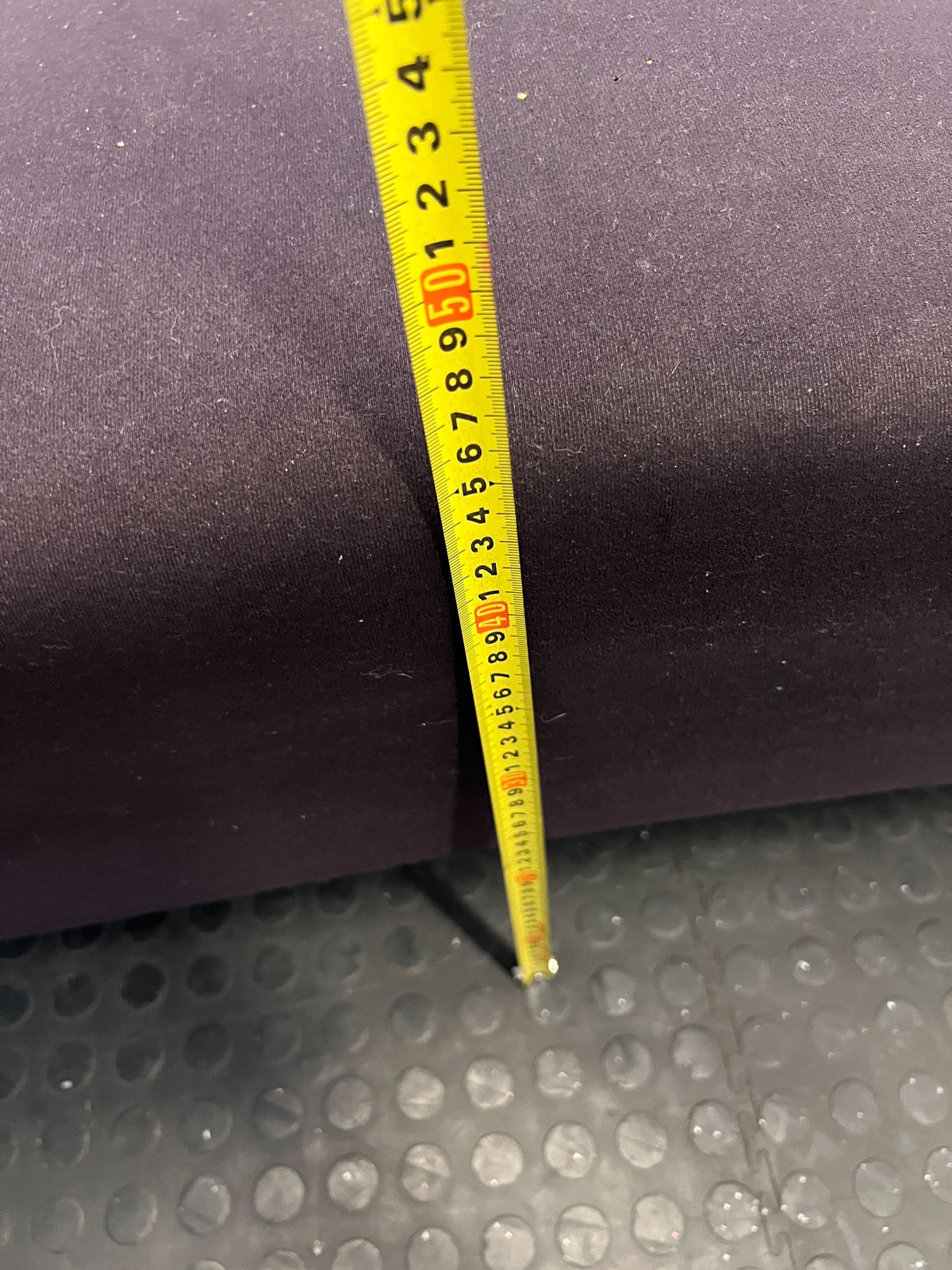 Chic Wavy Purple Loveseat - Visible damages - 2ndhandwarehouse.com