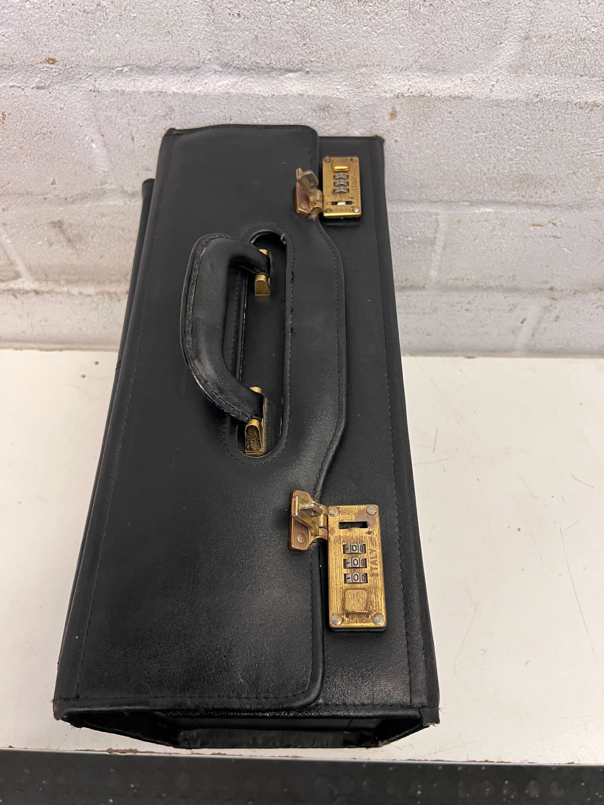 Classic Black Leather Briefcase with Gold Accents – Vintage Charm - 2ndhandwarehouse.com