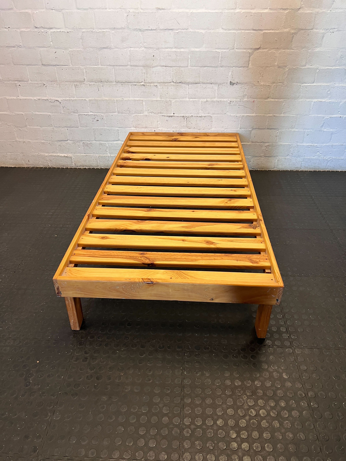 Sturdy Pine Wood Single Bed Frame - 2ndhandwarehouse.com