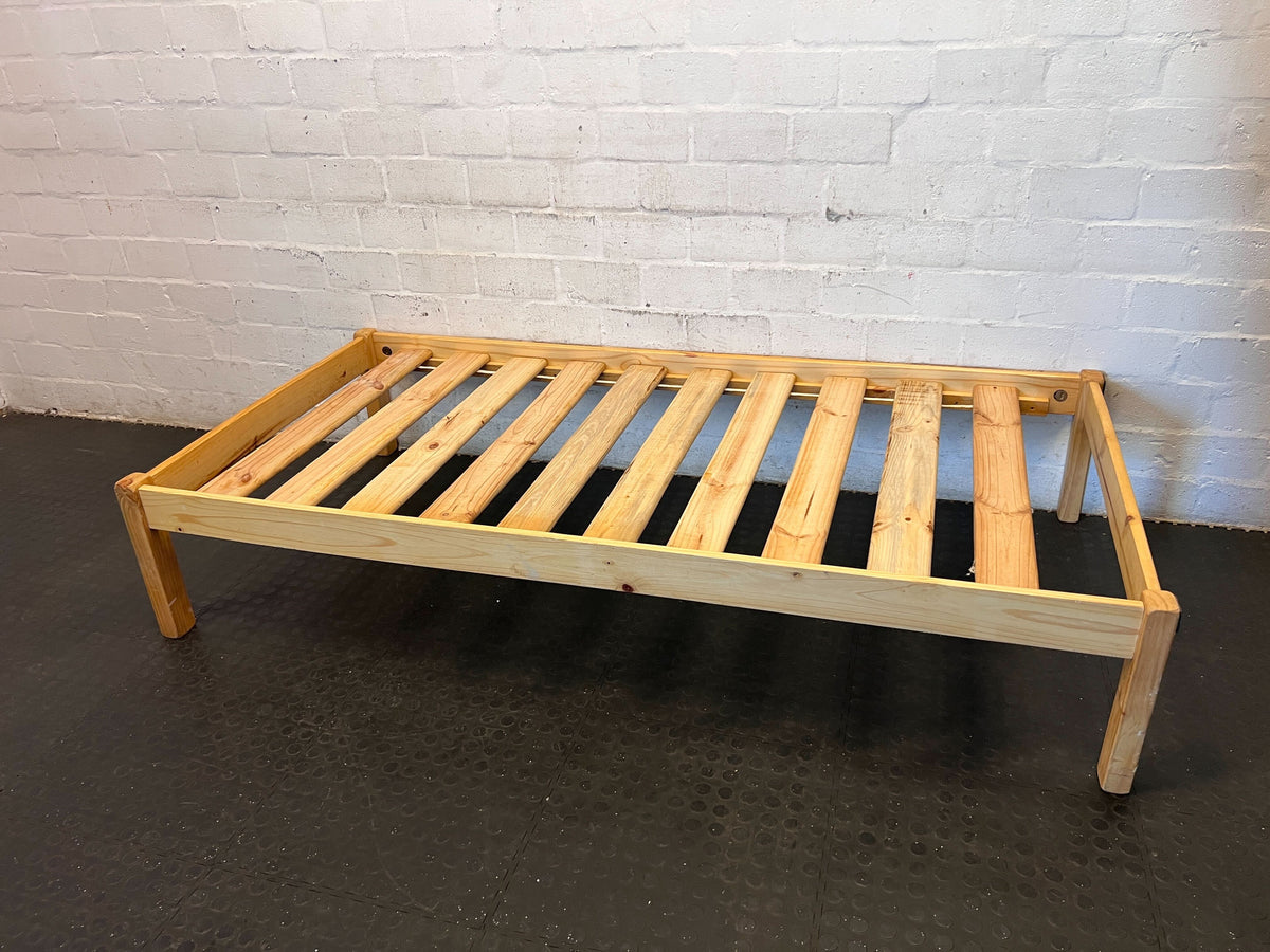 Sturdy Wooden Single Bed Frame with Slats - 2ndhandwarehouse.com