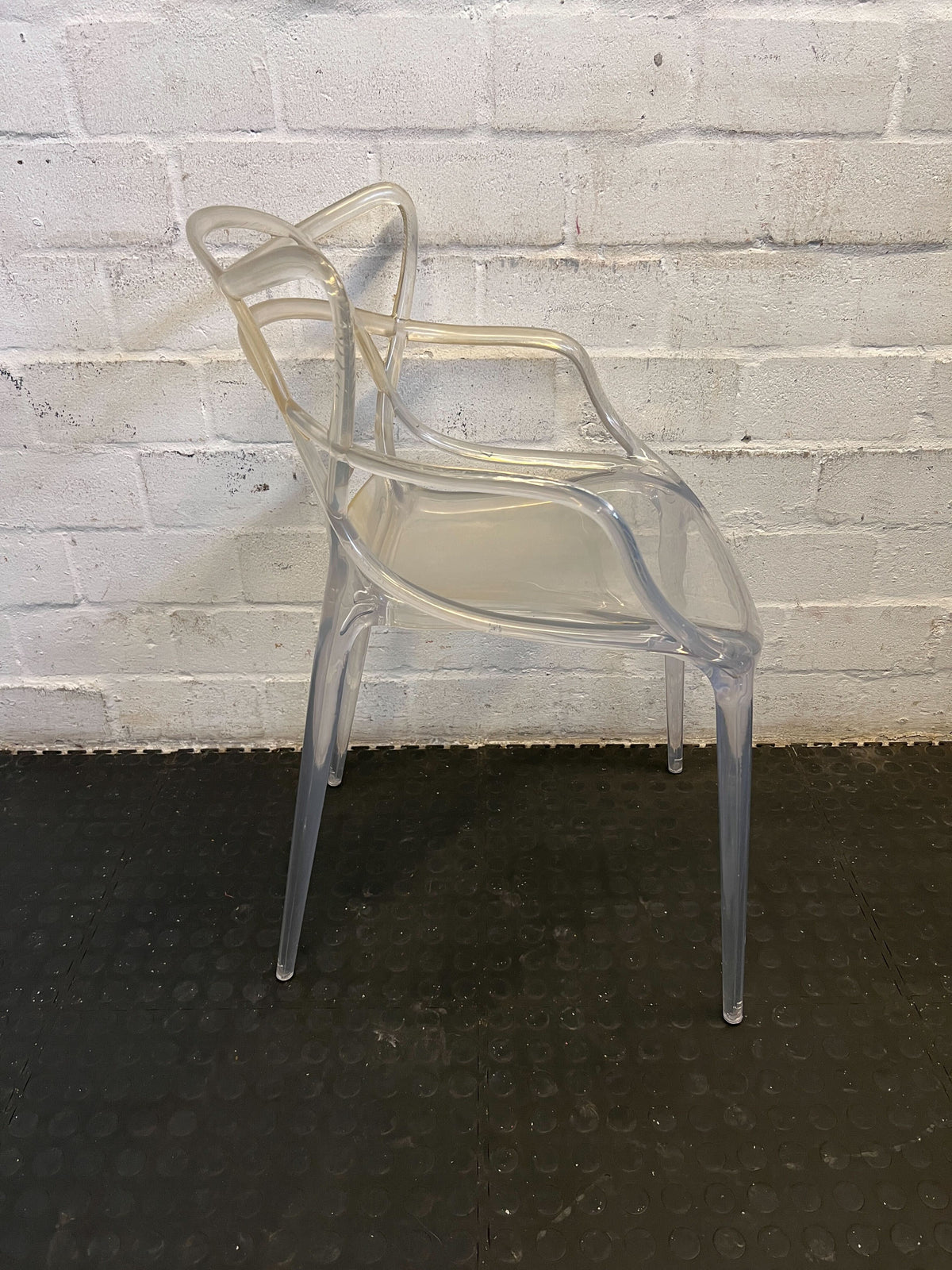 Stylish Transparent Acrylic Armchair with Minor Wear