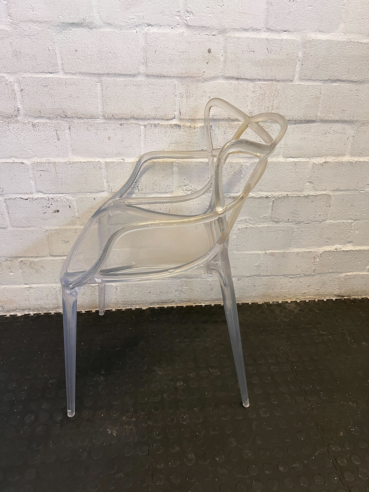 Stylish Transparent Acrylic Armchair with Minor Wear