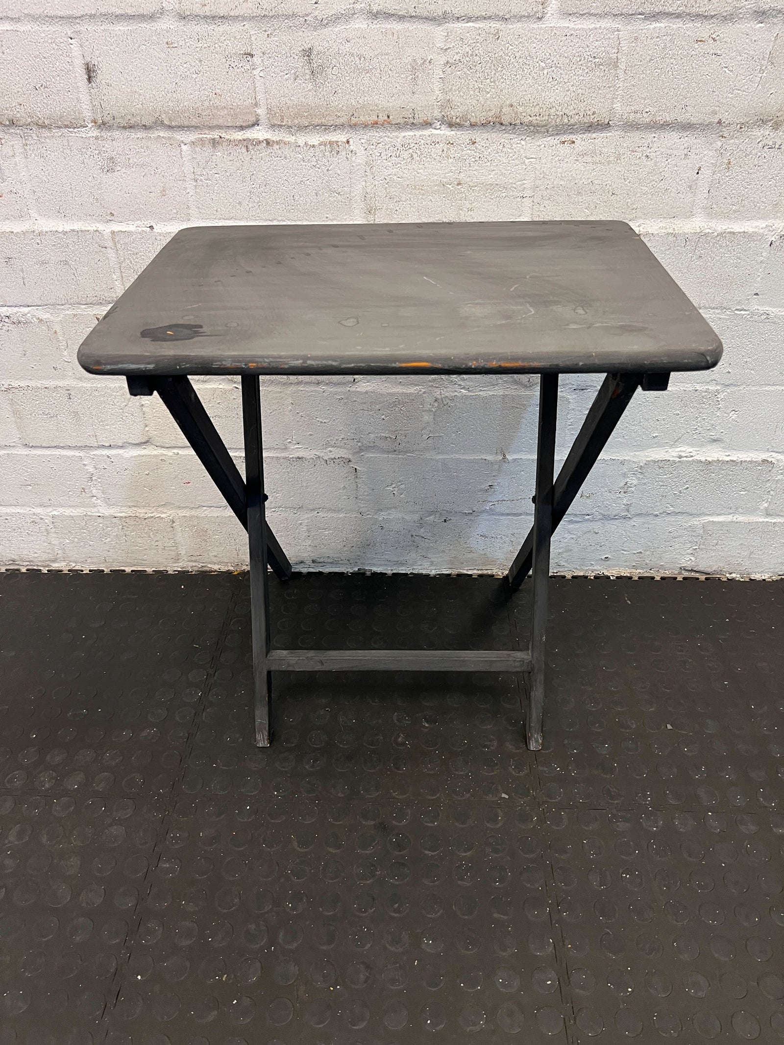 Folding Black Metal Table – Sturdy, Versatile, Compact Design