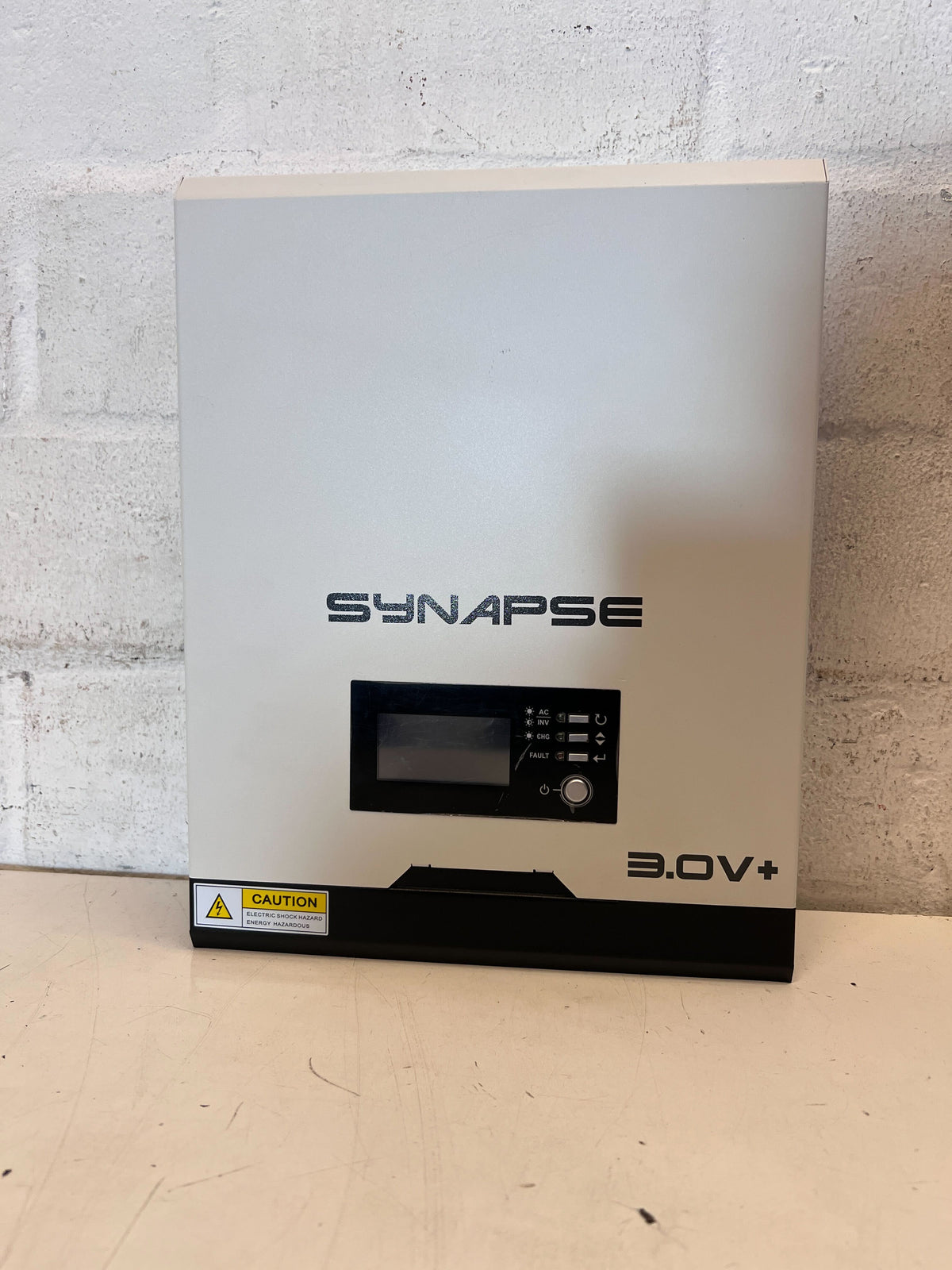 Synapse 3.0V+ Energy Inverter - Reliable Power Solution - 2ndhandwarehouse.com