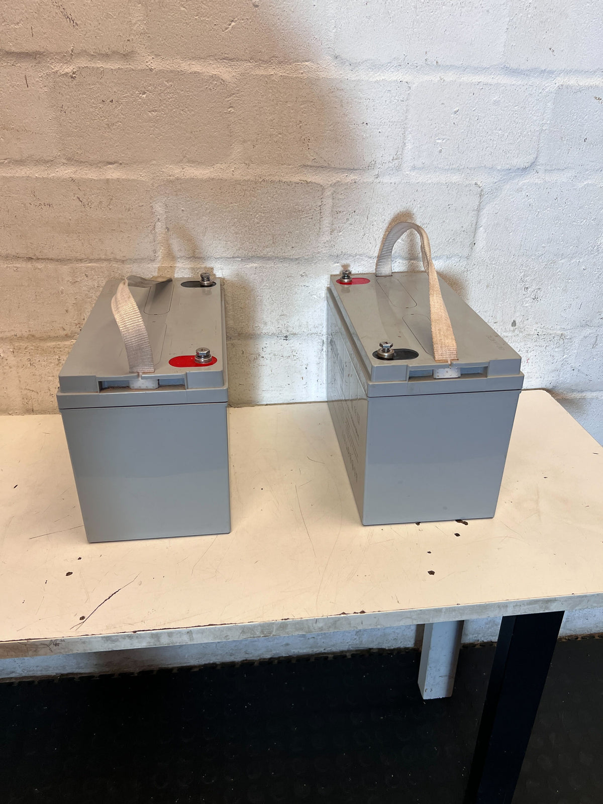 AOKLY 12V 100Ah Deep Cycle Gel Battery - Solar/UPS/Industrial Use - 2ndhandwarehouse.com