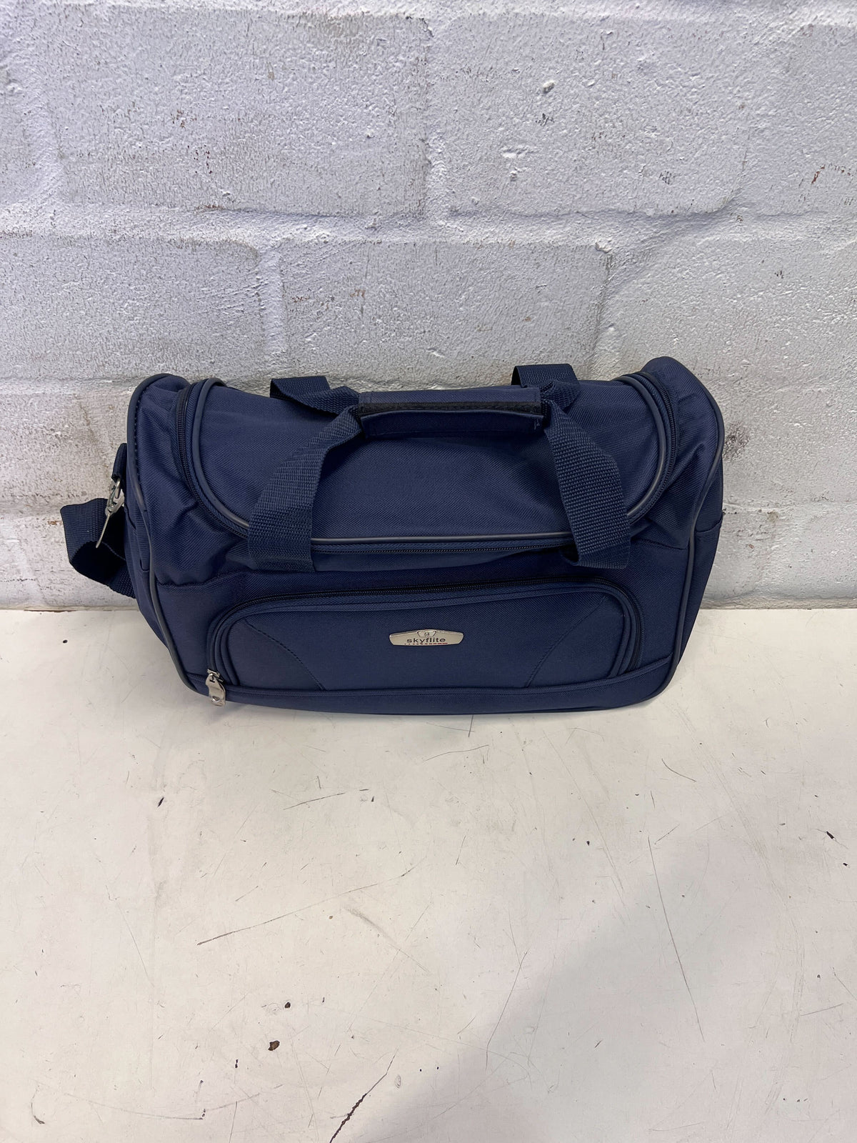 Stylish Navy Blue Travel Bag by Skylite - Minor Wear