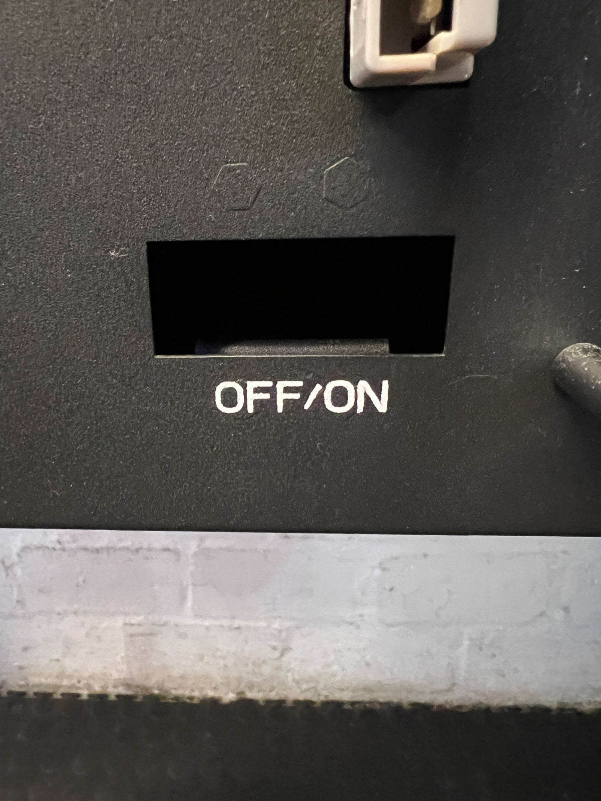 Fivestar 3kVA 24V Hybrid Inverter + 3.84kWh LiFePO₄ Battery Bundle — Pure Sine, 60A Solar Charger