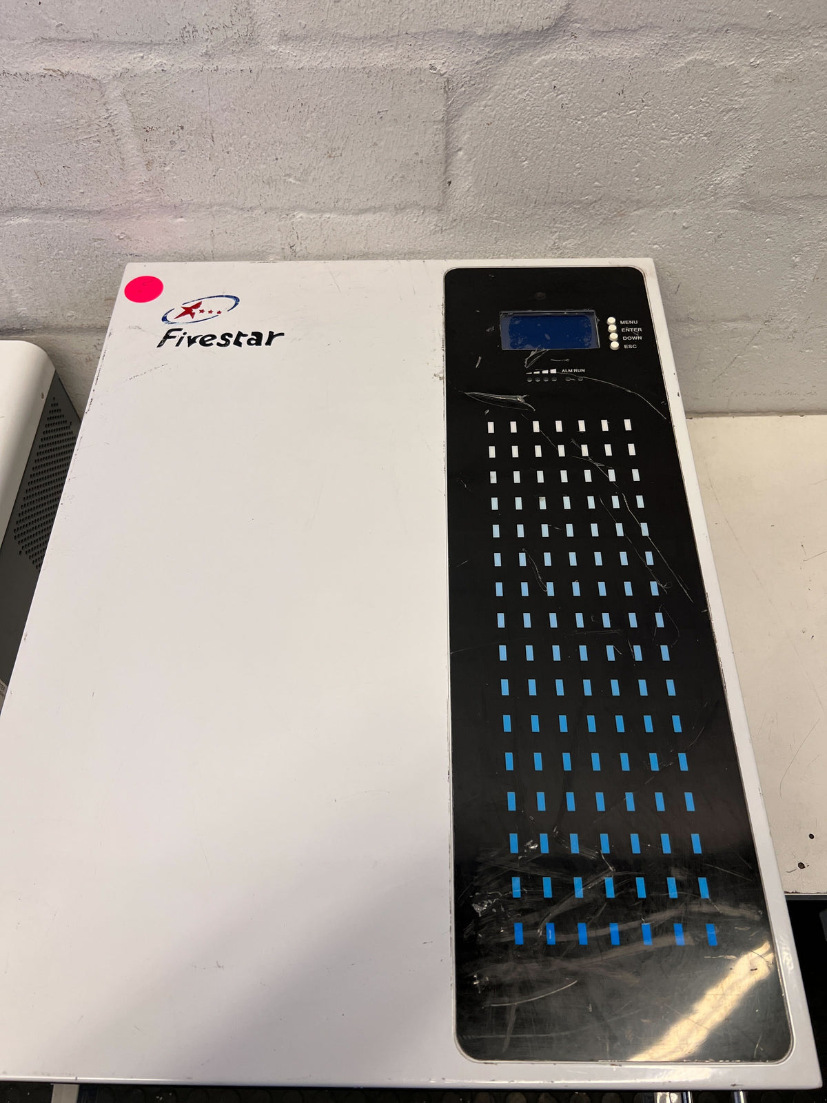 Fivestar 3kVA 24V Hybrid Inverter + 3.84kWh LiFePO₄ Battery Bundle — Pure Sine, 60A Solar Charger