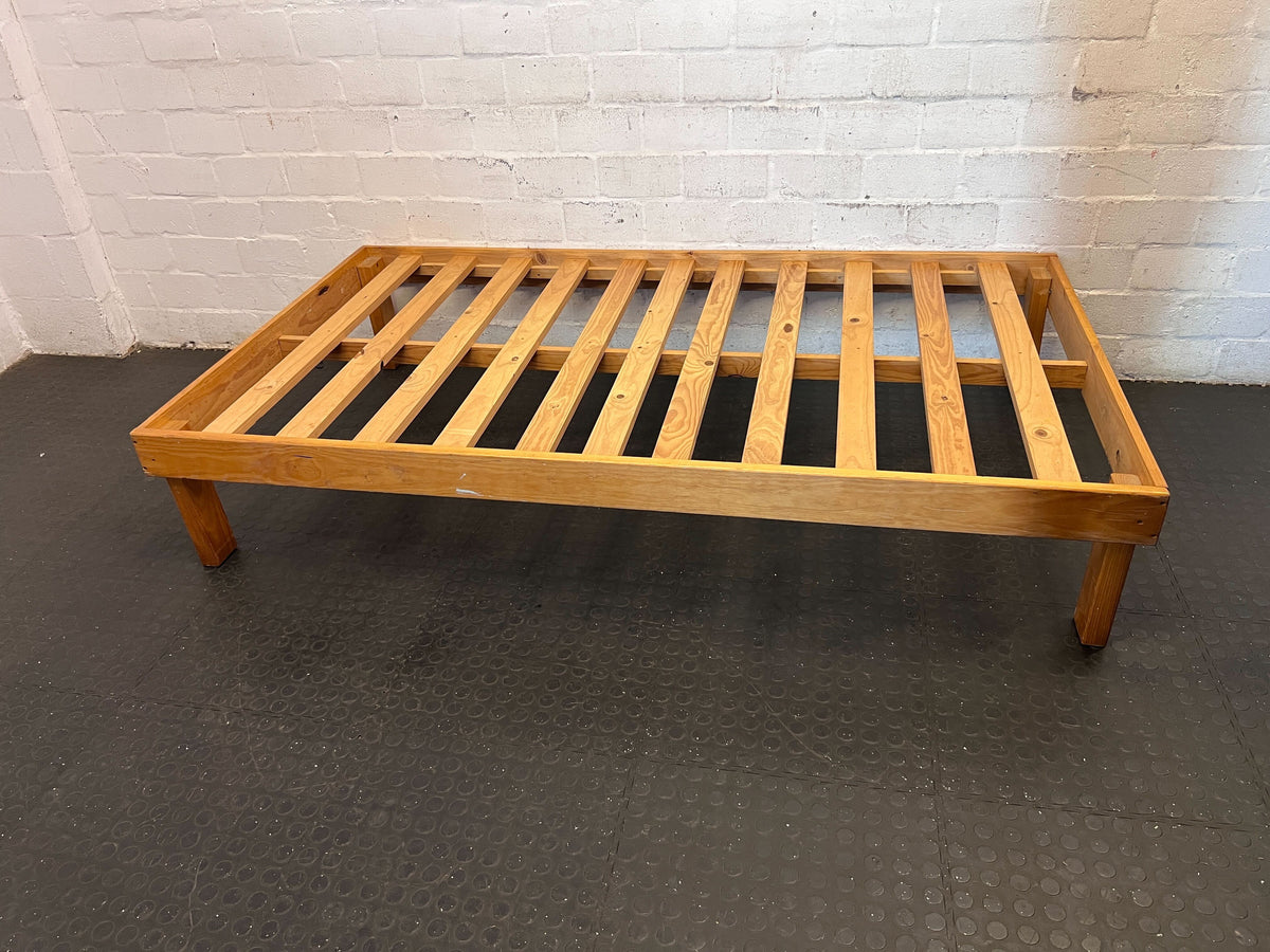 Sturdy Wooden Slatted Bed Base - Natural Finish - 2ndhandwarehouse.com