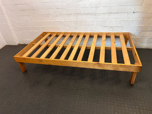Sturdy Wooden Slatted Bed Base - Natural Finish - 2ndhandwarehouse.com