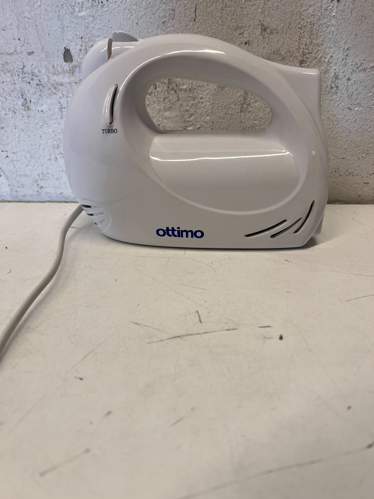 Ottimo White Hand Mixer with Turbo Function - 2ndhandwarehouse.com
