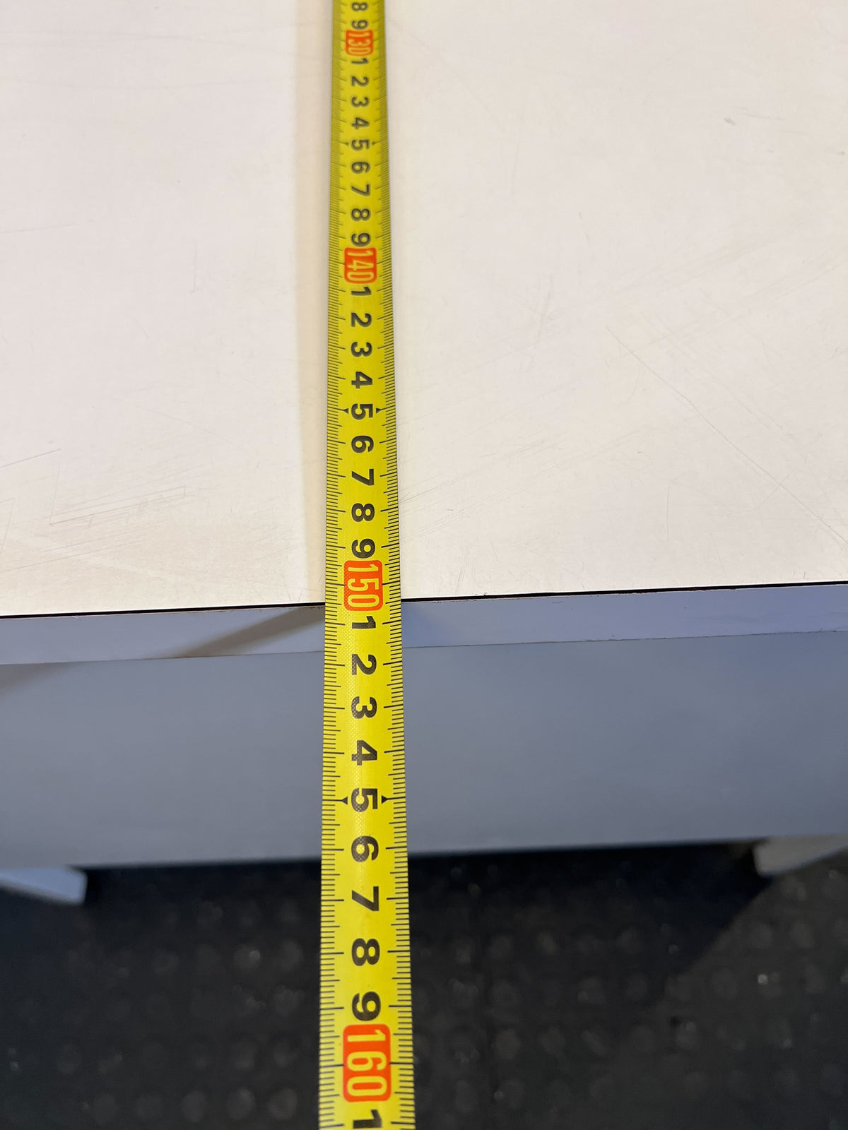 Quality White Office Desk with Drawer – Minimalist Style