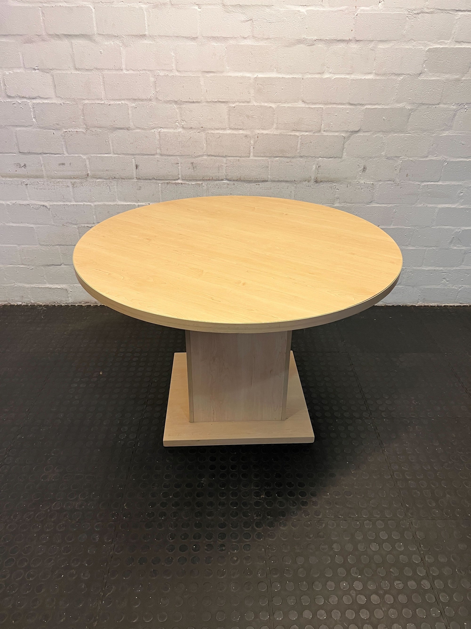 Modern Round Dining Table - Light Wood Finish