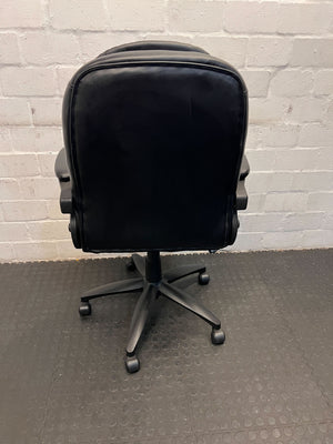 Black Leather Office Chair with Armrests - Fabric wear