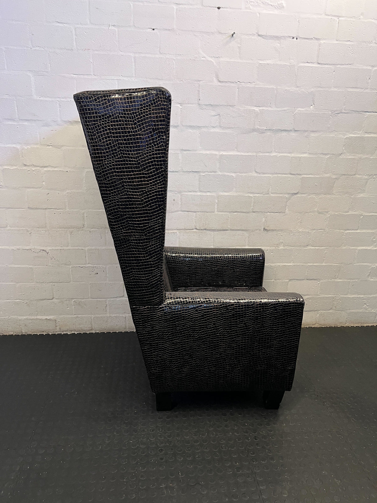 Stylish Black Crocodile Print High-Back Accent Chair