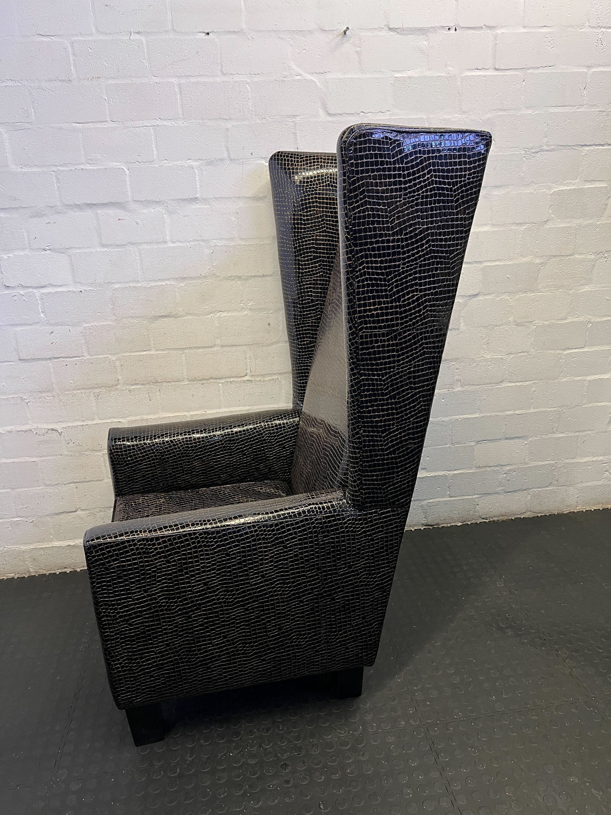 Stylish Black Crocodile Print High-Back Accent Chair