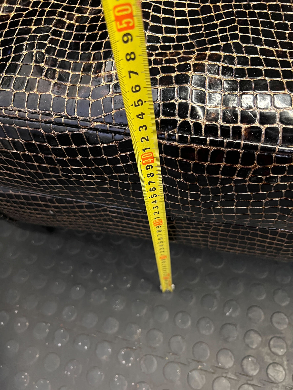 Stylish Black Crocodile Print High-Back Accent Chair