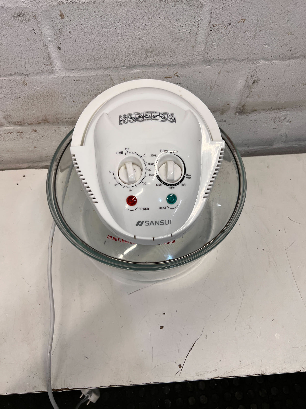 Sansui Halogen Oven – White, Glass, Compact Cooking Appliance