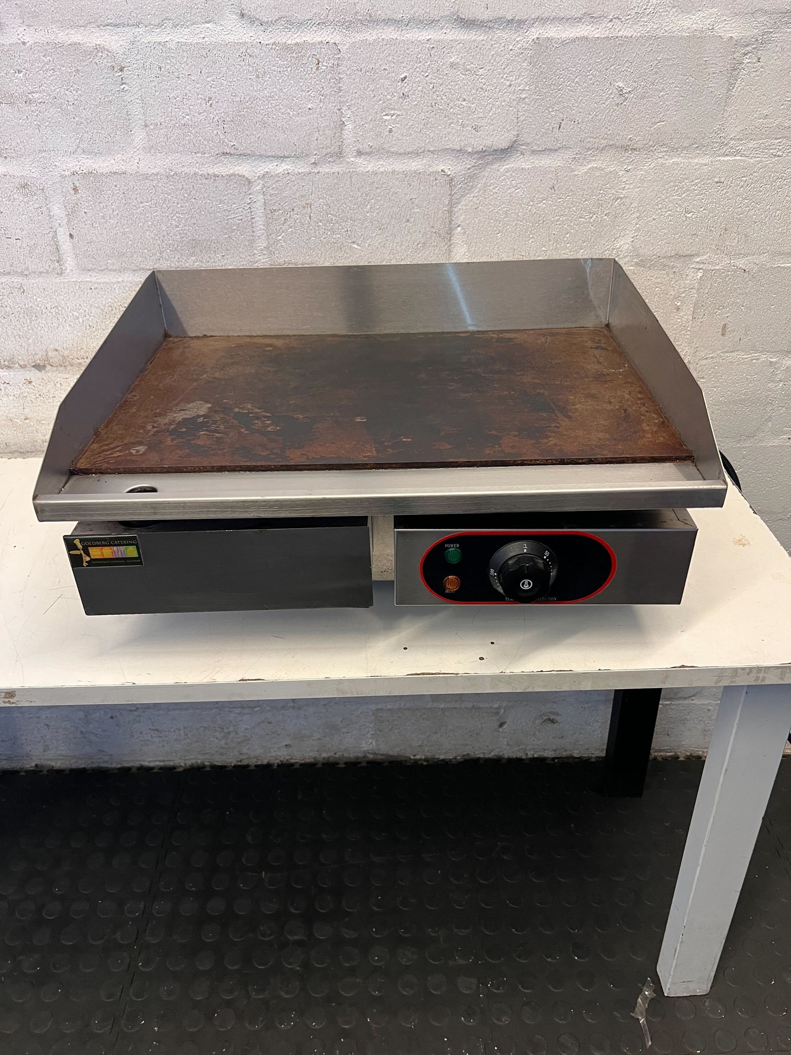 Stainless Steel Electric Griddle with Minor Surface Wear
