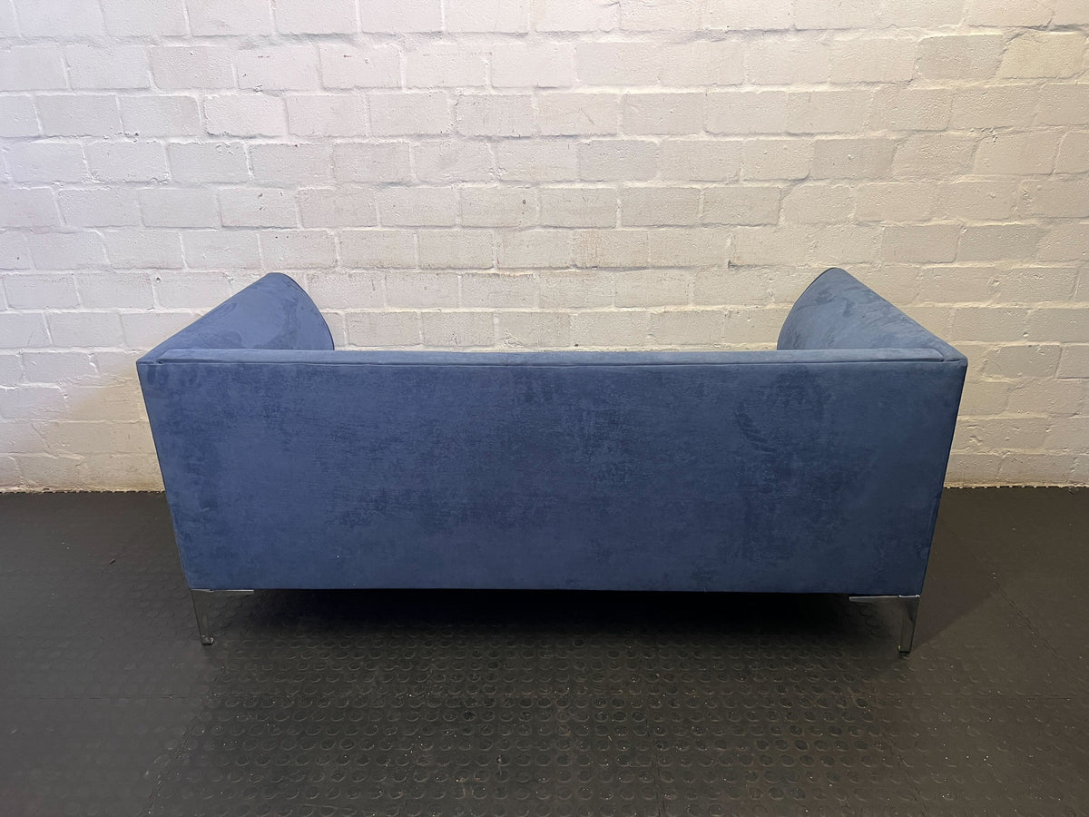 Stylish Blue Velvet 2-Seater Couch with Minor Wear