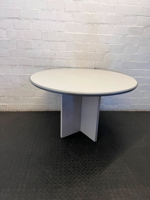 Versatile Round Pedestal Table - Modern Light Grey - 2ndhandwarehouse.com