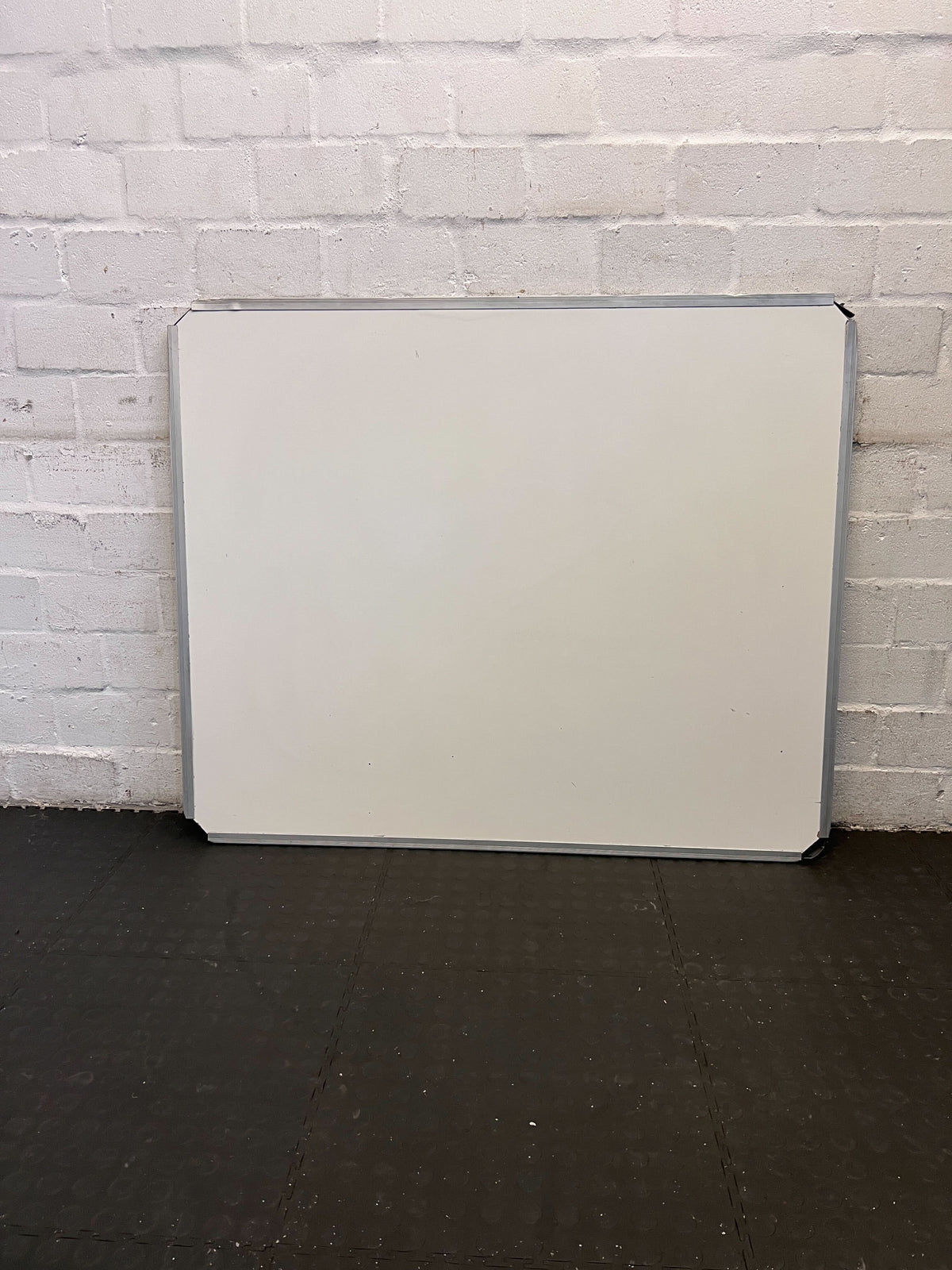 Versatile White Melamine Tabletop - Minor Edge Damage