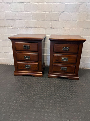 Timeless Dark Wood 3-Drawer Bedside Table - 2ndhandwarehouse.com