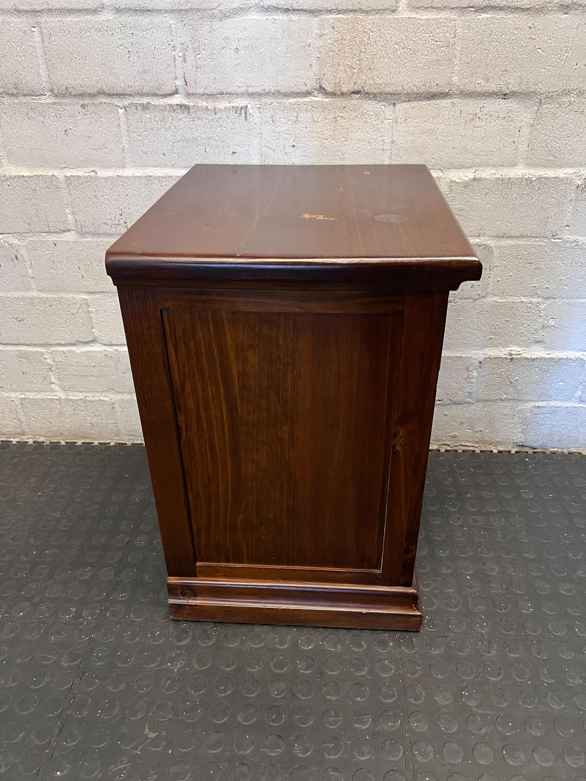 Timeless Dark Wood 3-Drawer Bedside Table - 2ndhandwarehouse.com