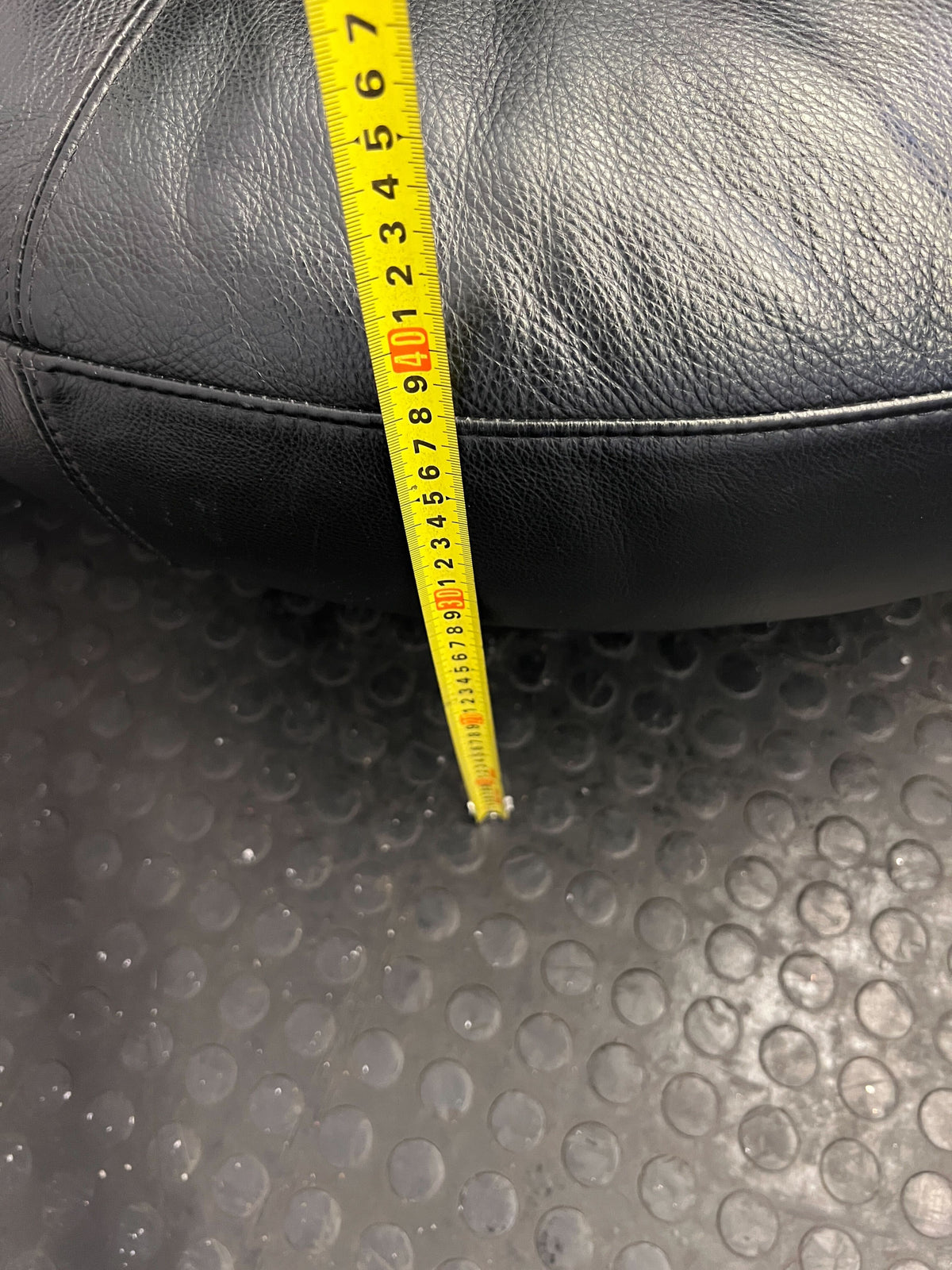 Sleek Black Leather Curved Modular Sofa | Modern Lounge Couch