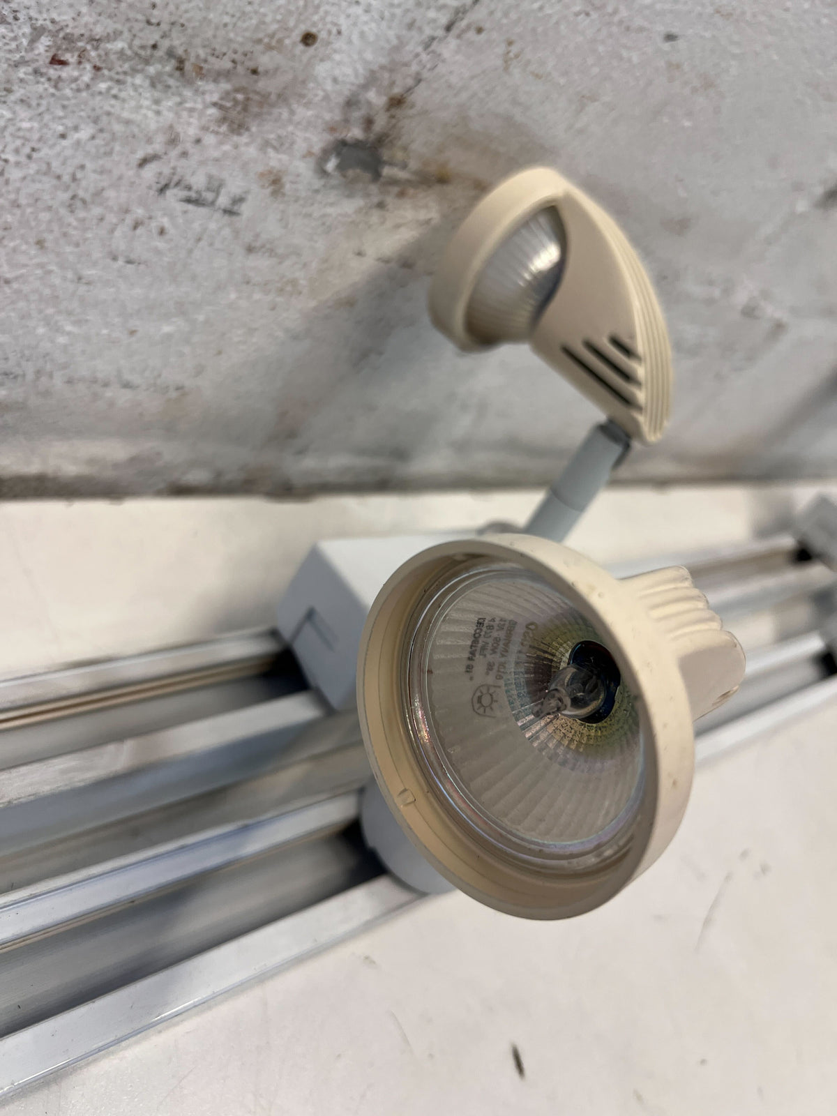Adjustable Rail Lights