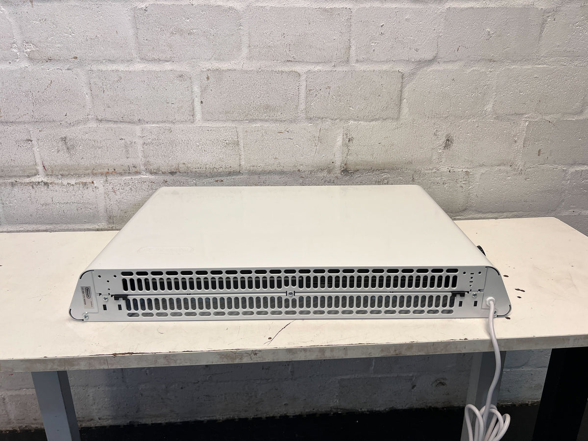 Delonghi White Compact Heater – Slight Wear, Efficient Heating - PRICE DROP