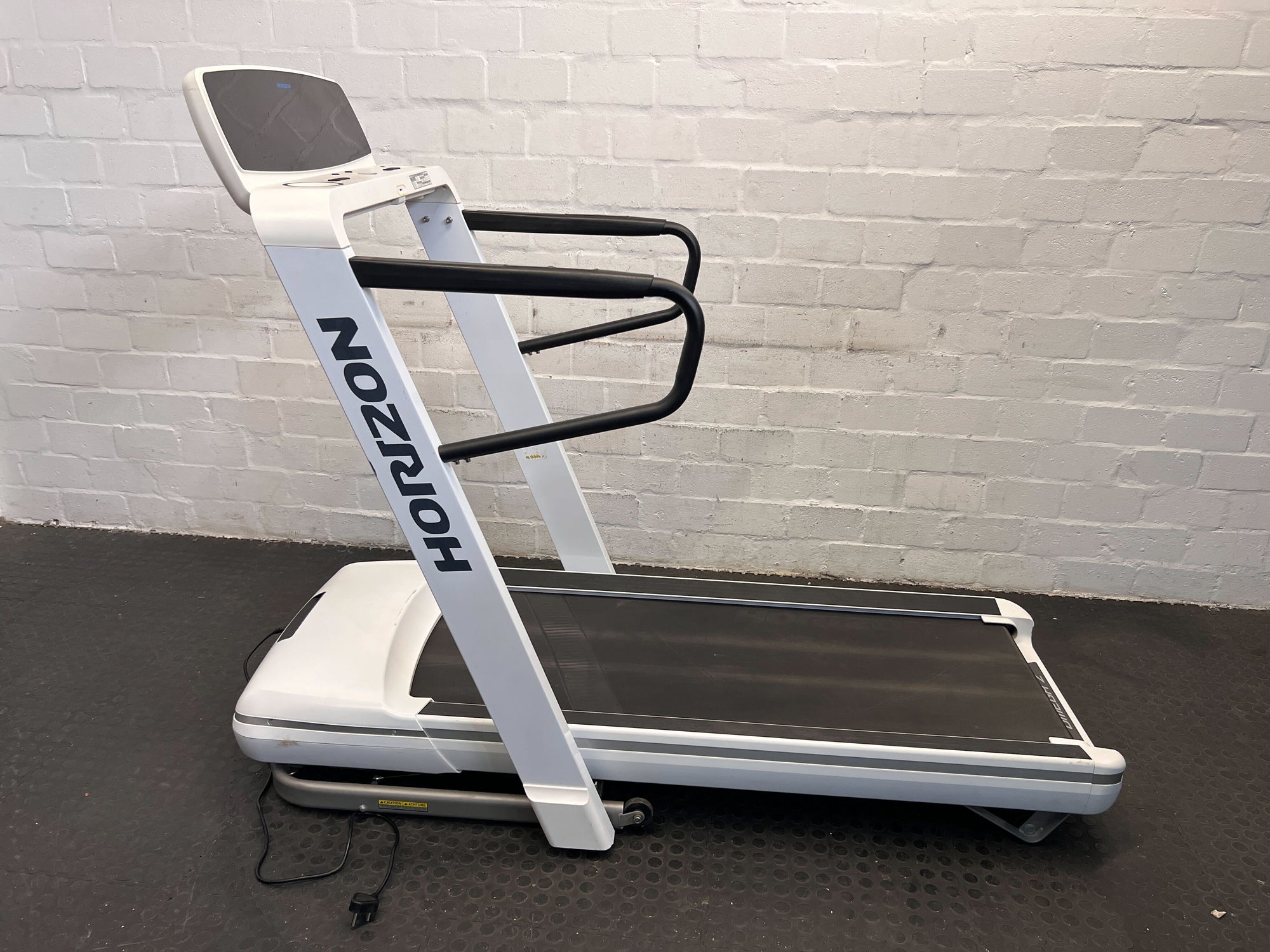 Horizon Treadmill – Robust, White, Refurbished Fitness Equipment