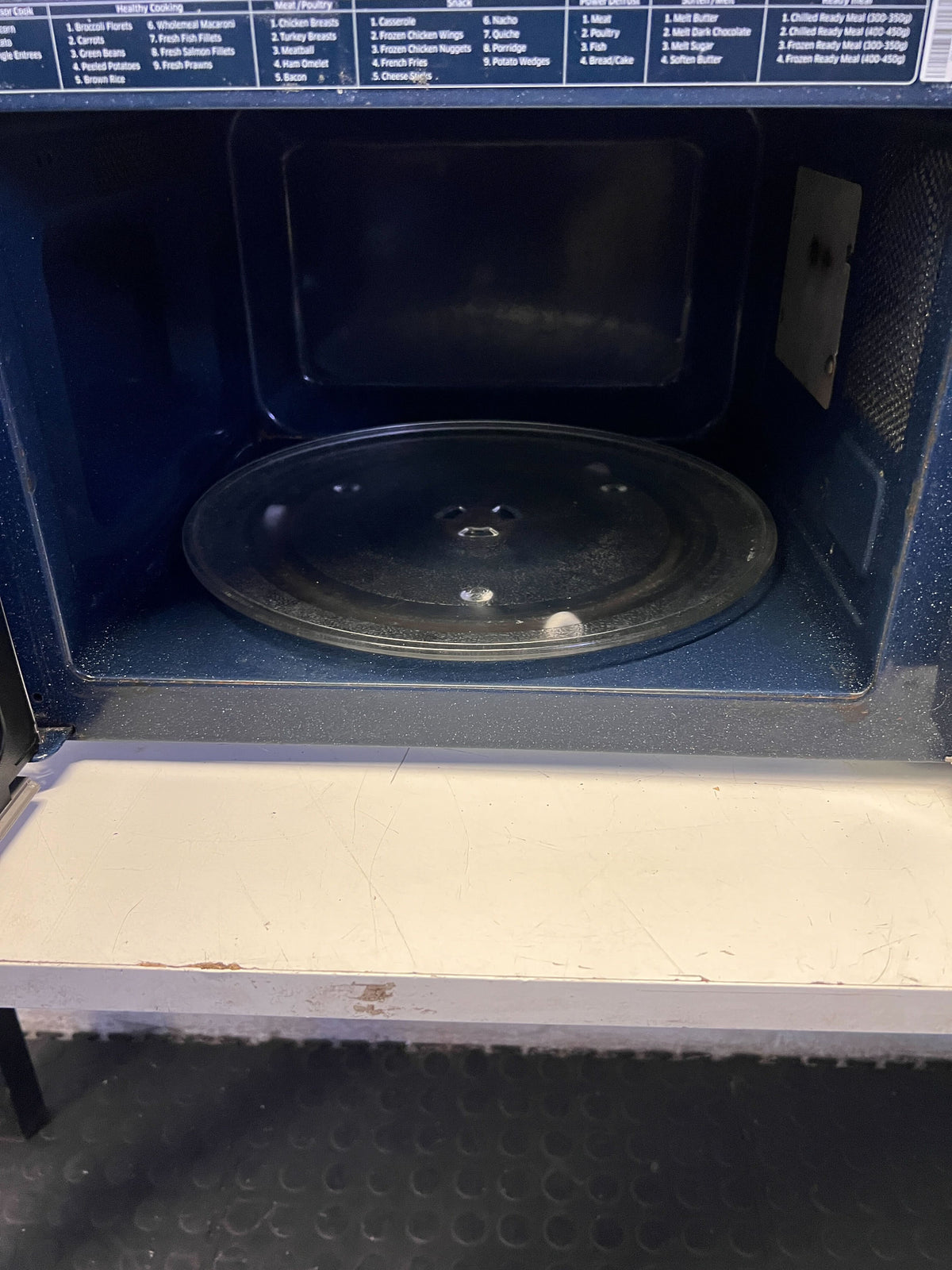 Samsung Microwave Oven -Doesn't heat up