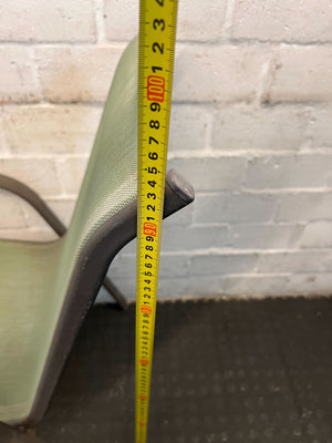 Outside table  -Rec08MPSTCQ78- GOOD TO UPLOAD - Fair used - PRICE DROP